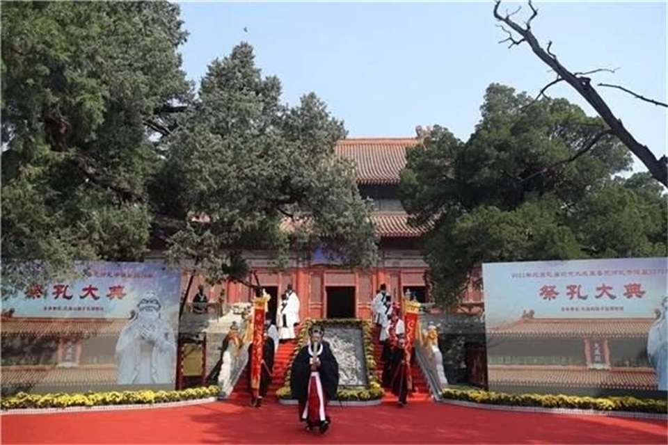 北京孔庙3_看图王.web.jpg 北京孔庙3_看图王.web.jpg