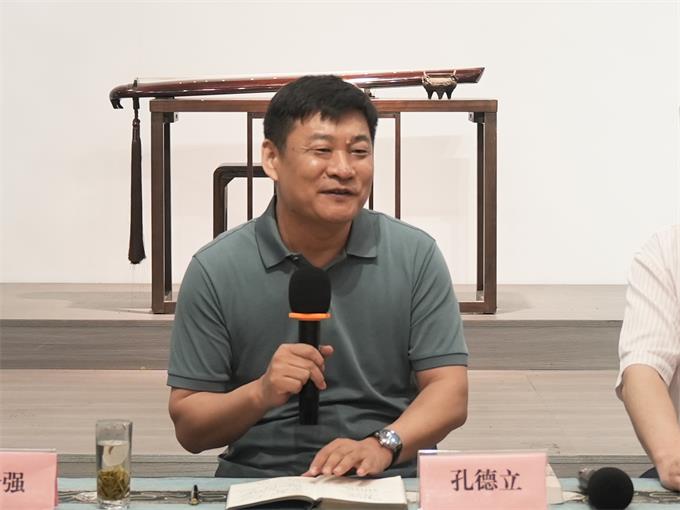 孔德立.jpg 孔德立.jpg